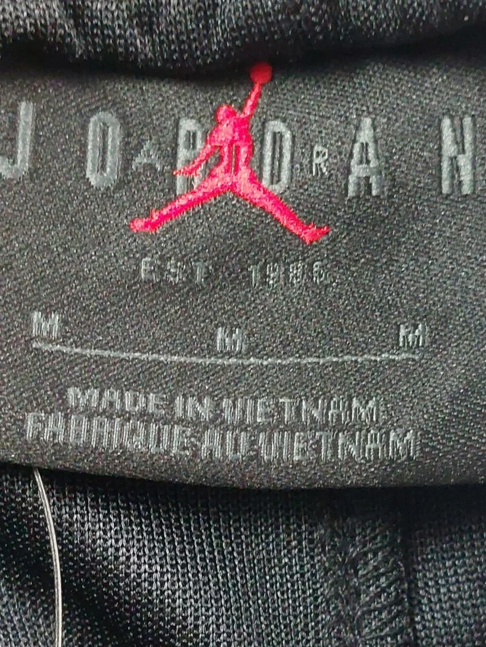 Jordan Essentials Tracksuit Pants Mens Medium Black Standard HF9341-010 NWT $65